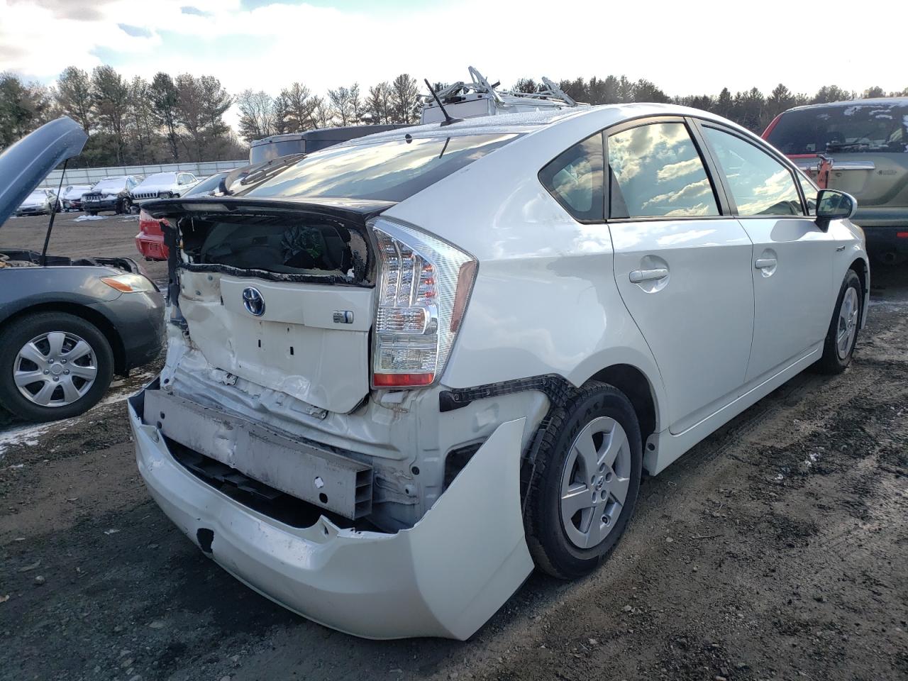 Photo 4 from auction – 2011 TOYOTA PRIUS with VIN JTDKN3DU6B5345547