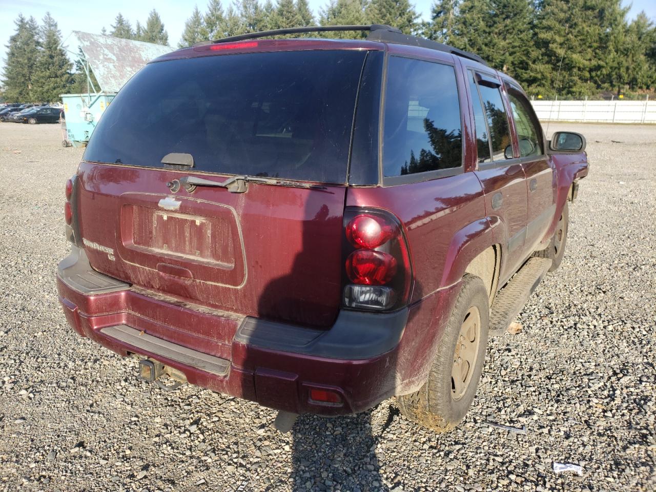 Photo 4 from auction – 2005 CHEVROLET TRAILBLAZE with VIN 1GNDT13S252176756