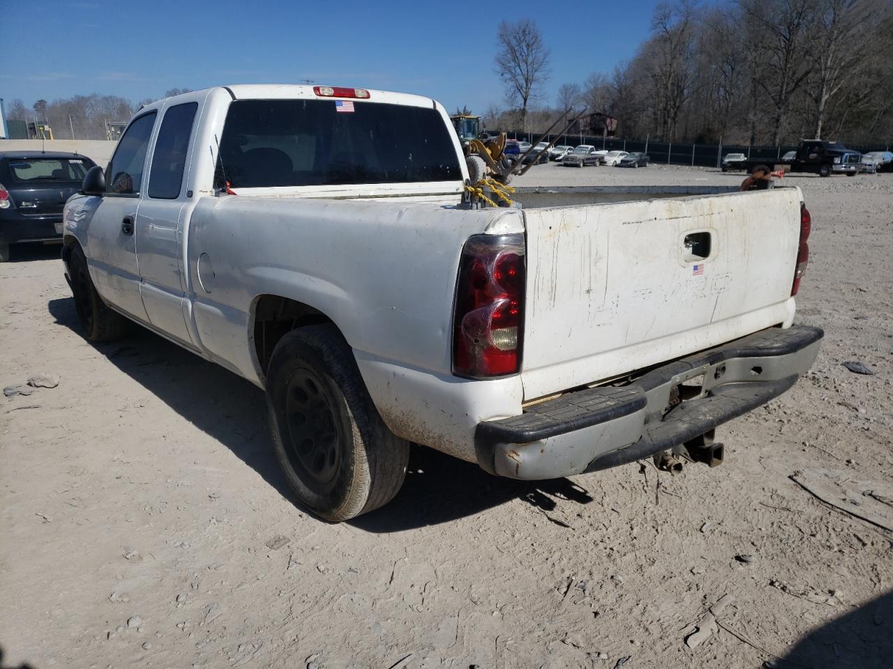 Photo 3 from auction – 2005 CHEVROLET SILVERADO with VIN 1GCEC19T35Z241845