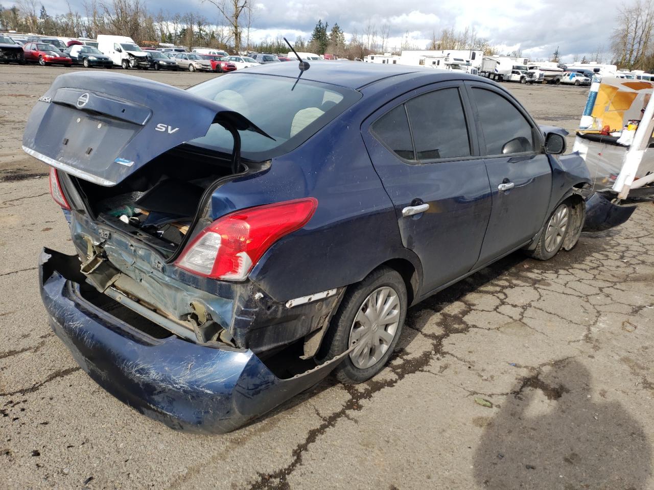 Photo 4 from auction – 2012 NISSAN VERSA S with VIN 3N1CN7AP2CL929085