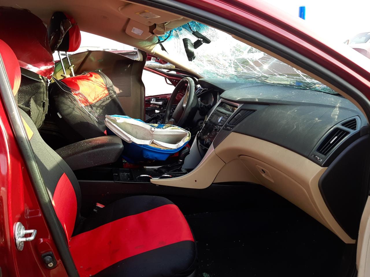 Photo 5 from auction – 2012 HYUNDAI SONATA GLS with VIN 5NPEB4AC8CH331139