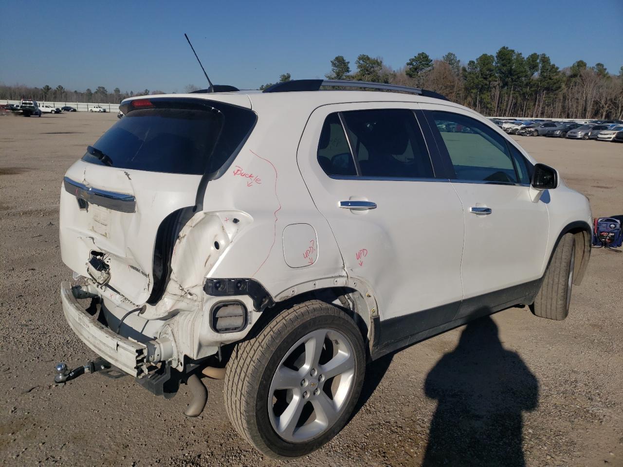 Photo 4 from auction – 2015 CHEVROLET TRAX LTZ with VIN KL7CJNSB9FB072170