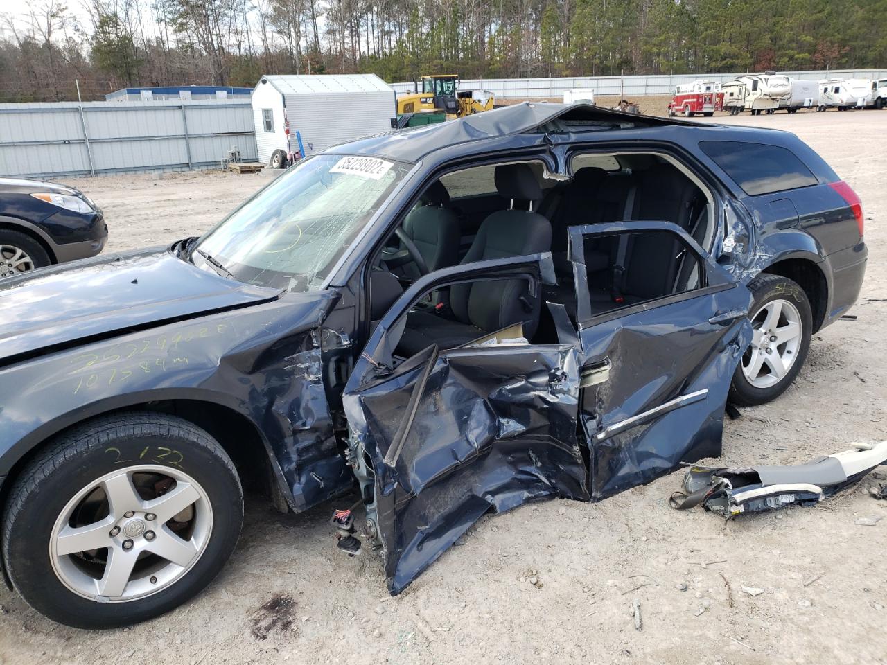 Photo 10 from auction – 2008 DODGE MAGNUM with VIN 2D4FV47TX8H170329