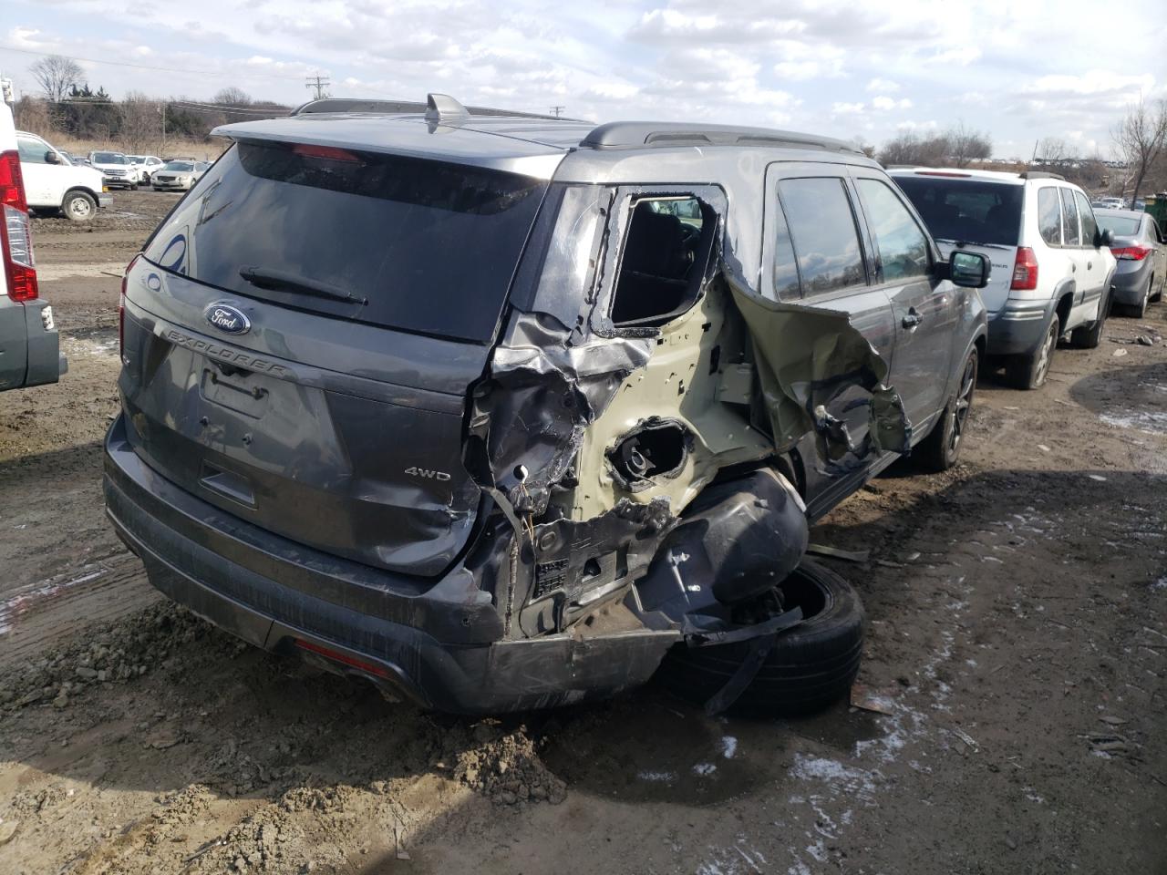 Photo 9 from auction – 2017 FORD EXPLORER X with VIN 1FM5K8D80HGA00853