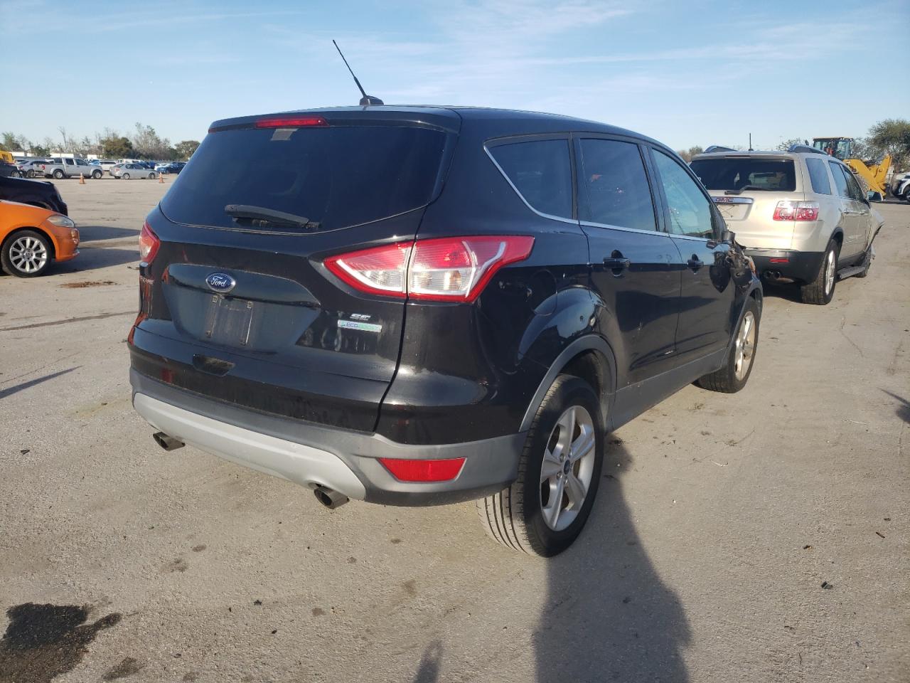 Photo 4 from auction – 2015 FORD ESCAPE SE with VIN 1FMCU0GX3FUA80024