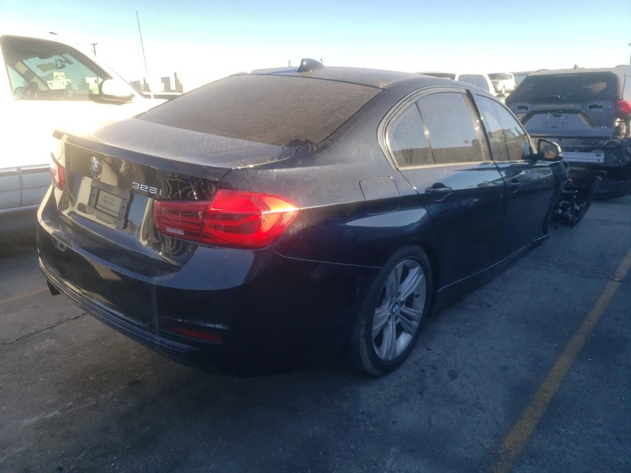 Photo 4 from auction – 2016 BMW 328 I SULE with VIN WBA8E9G52GNT46460