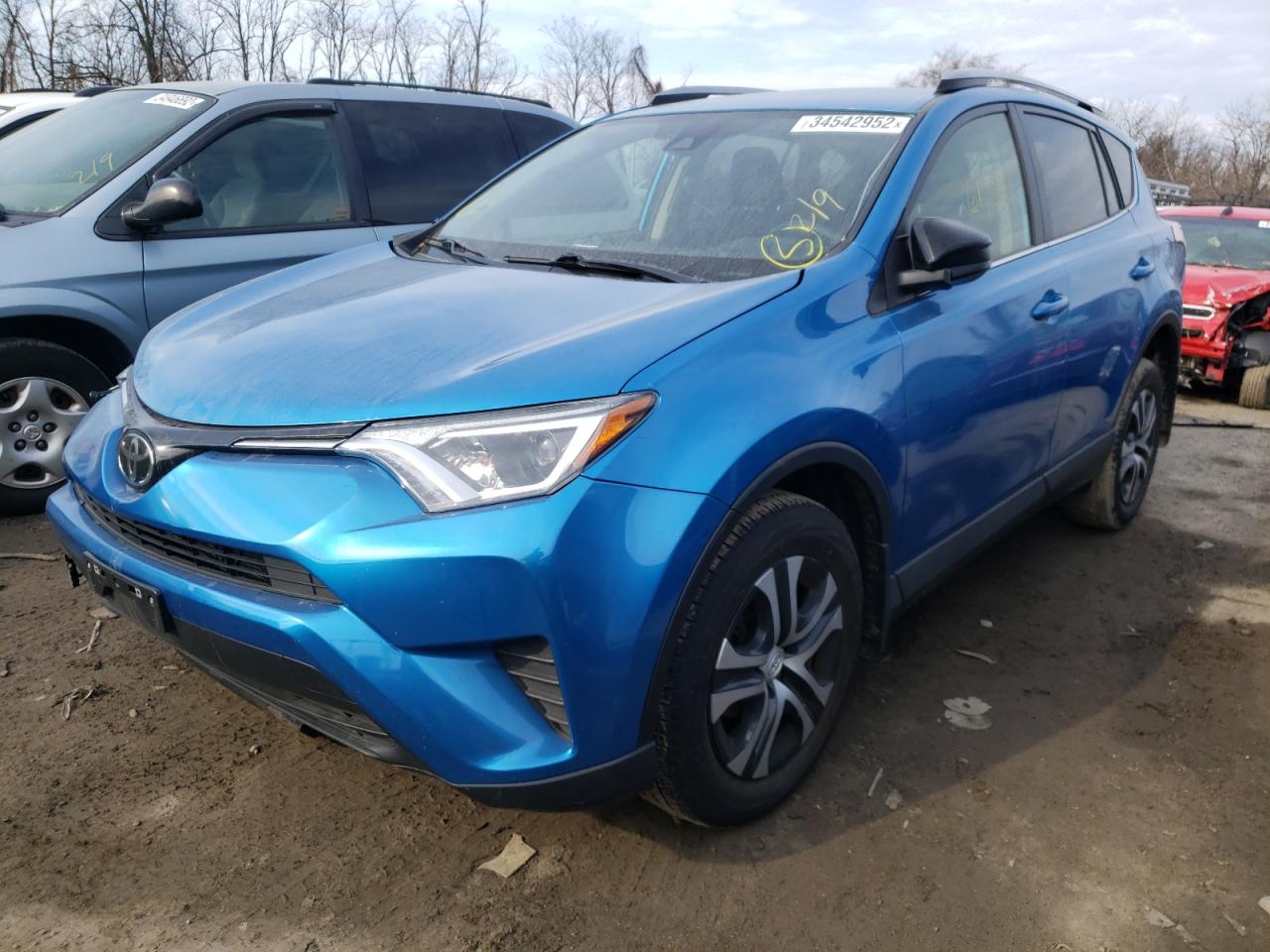 Photo 2 from auction – 2017 TOYOTA RAV4 LE with VIN JTMBFREV0HD205158