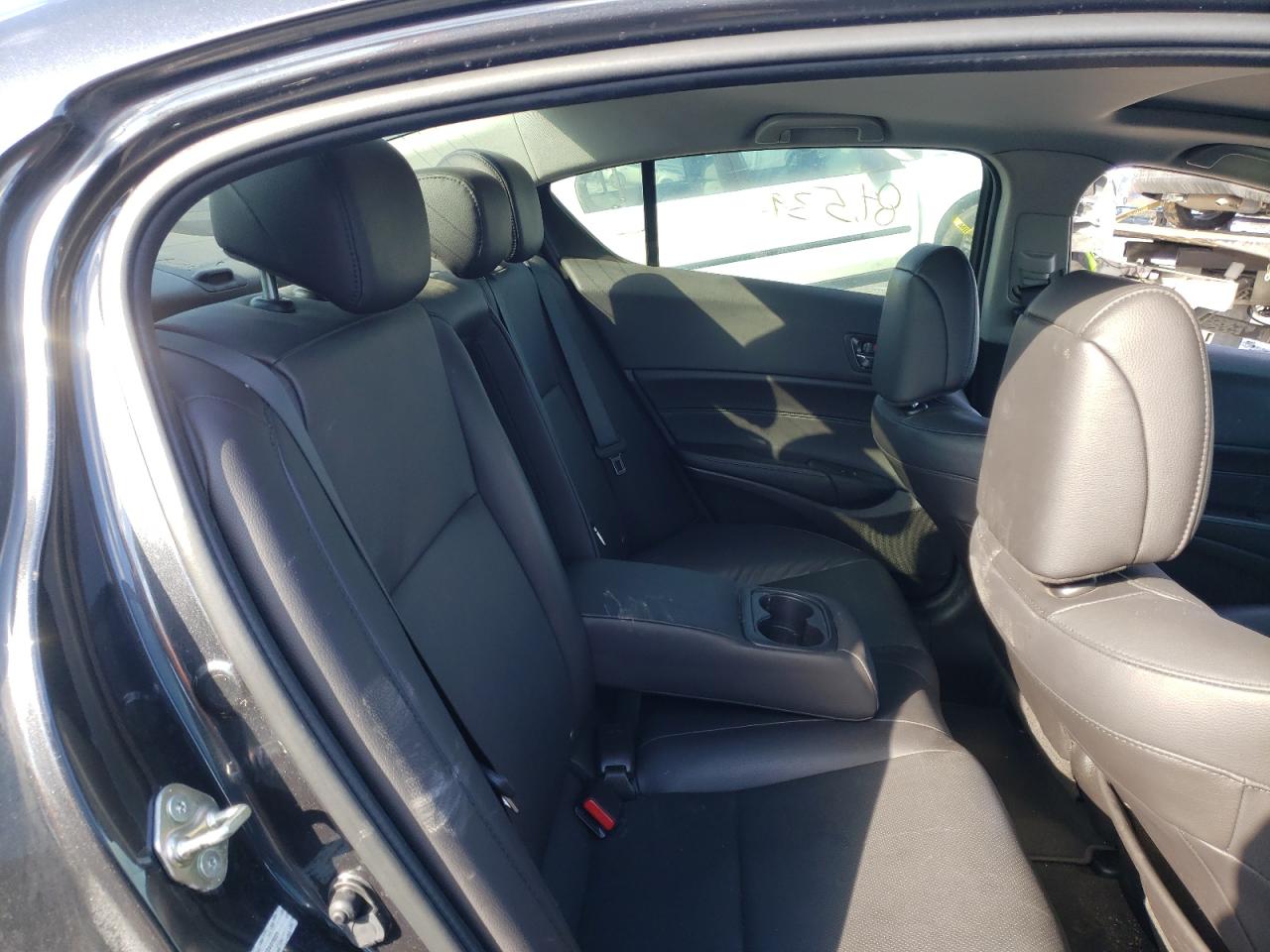 Photo 6 from auction – 2016 ACURA ILX PREMIU with VIN 19UDE2F78GA011501