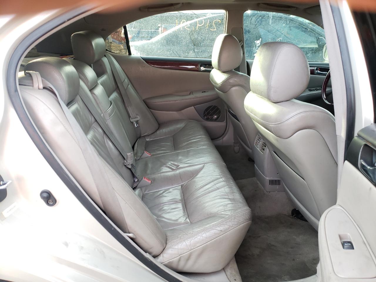 Photo 6 from auction – 2003 LEXUS ES 300 with VIN JTHBF30G530129957