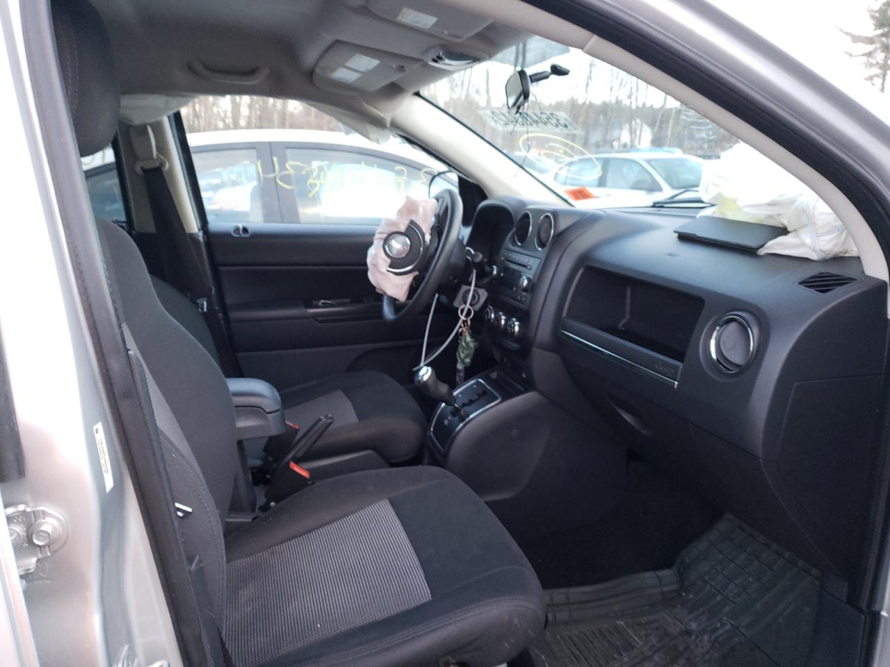 Photo 5 from auction – 2012 JEEP COMPASS SP with VIN 1C4NJDBB8CD624442
