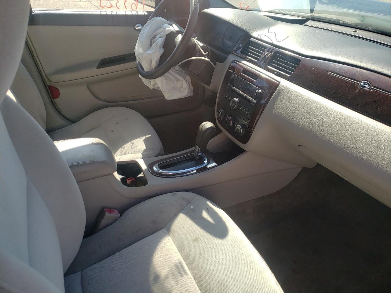 Photo 5 from auction – 2011 CHEVROLET IMPALA LS with VIN 2G1WF5EK8B1219143