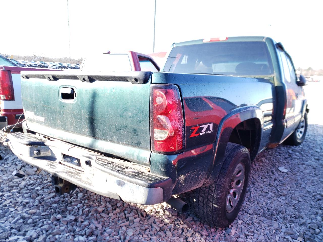 Zdjęcie 4 z aukcji – 2006 CHEVROLET SILVERADO z VIN 2GCEK19B461142052