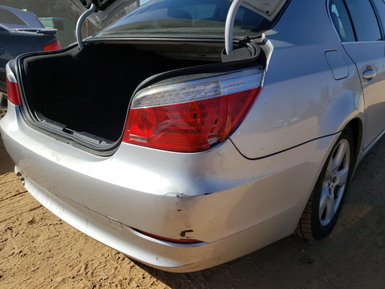 Photo 9 from auction – 2008 BMW 535 XI with VIN WBANV93538CW56767