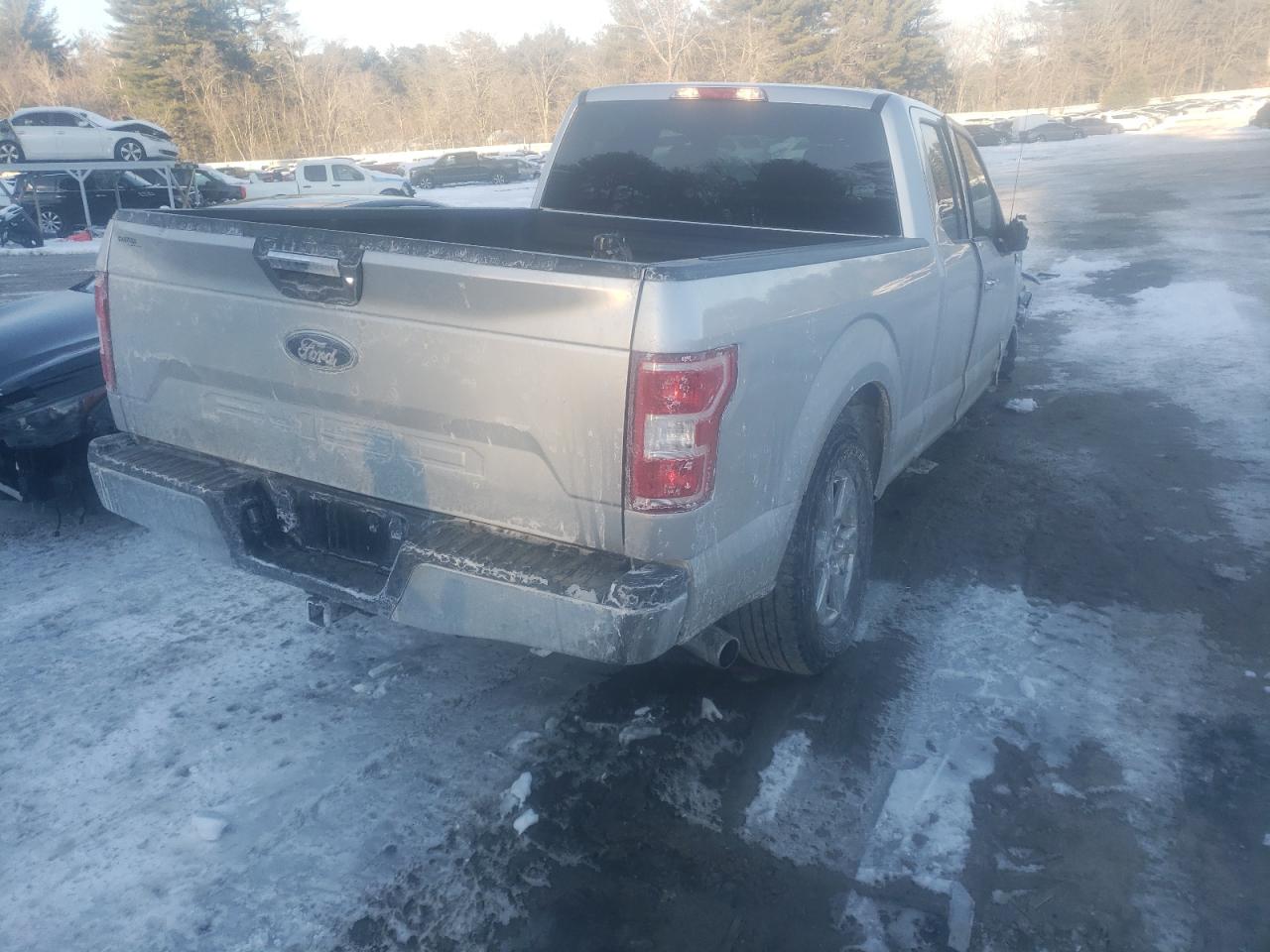 Photo 4 from auction – 2018 FORD F150 SUPER with VIN 1FTFX1E50JFA40187