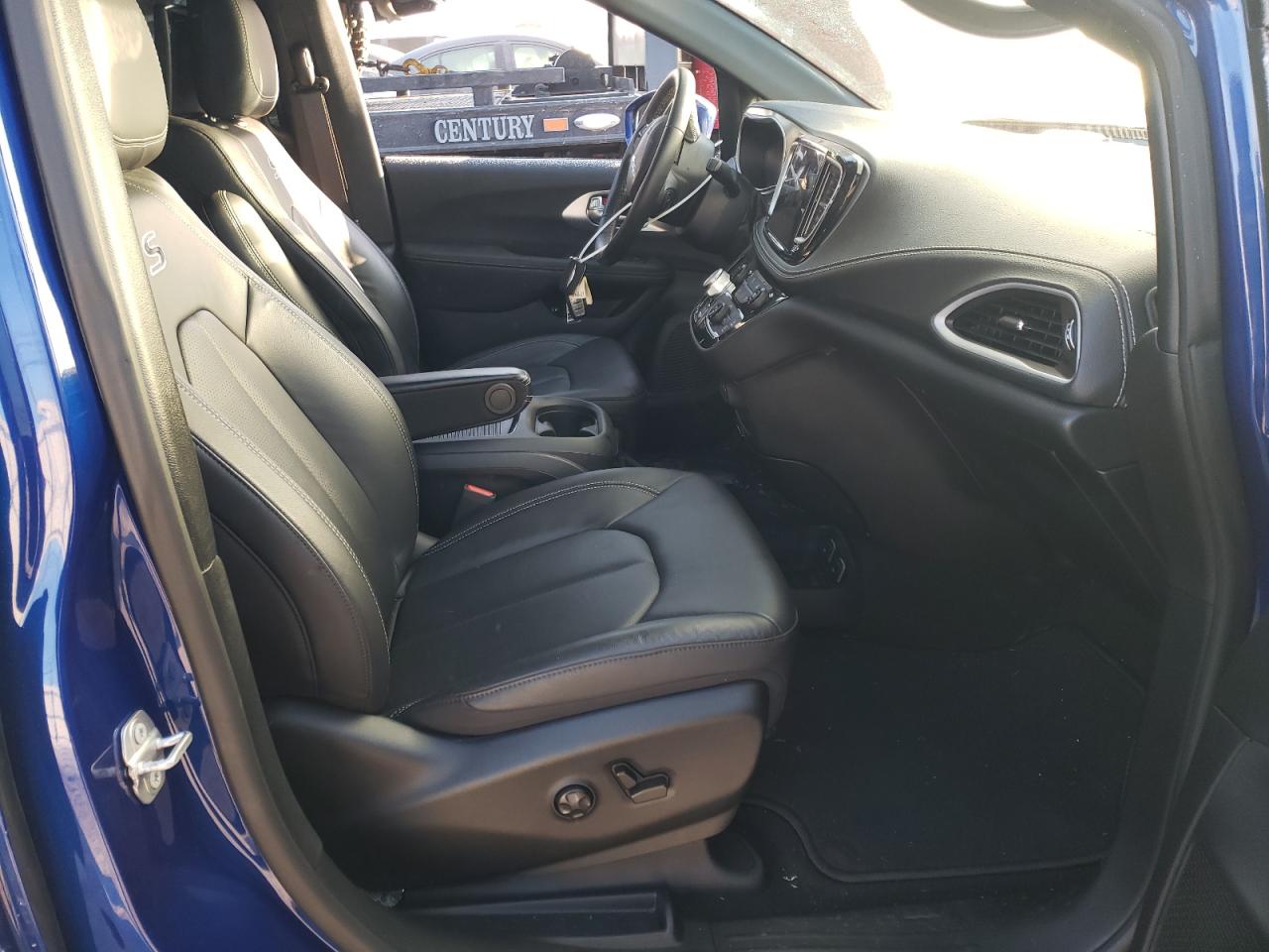 Photo 5 from auction – 2021 CHRYSLER PACIFICA with VIN 2C4RC1L76MR519210