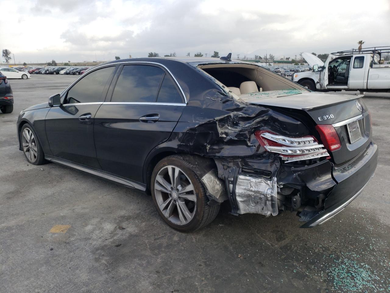 Photo 3 from auction – 2014 MERCEDES-BENZ E 350 with VIN WDDHF5KB3EA813790