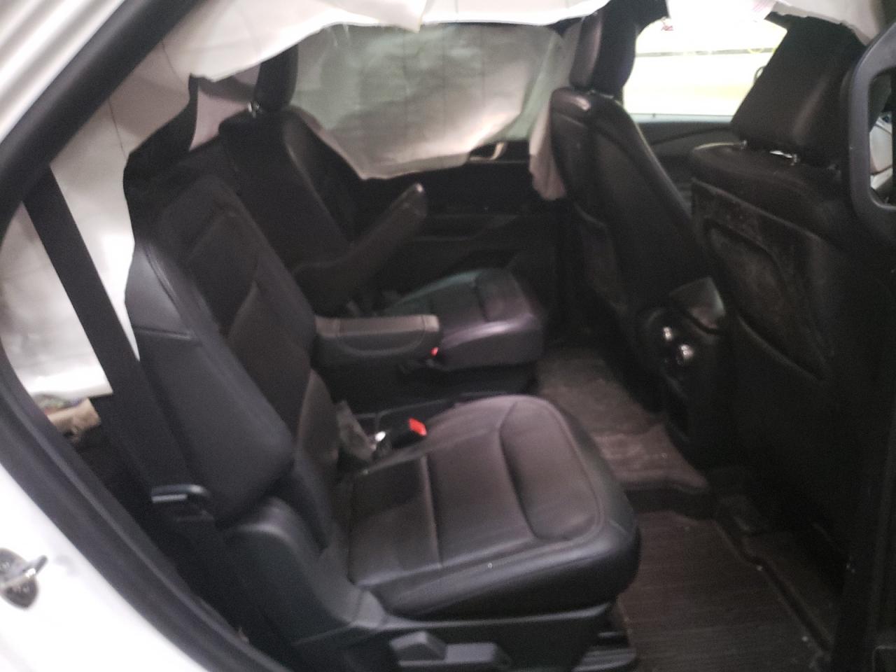Photo 6 from auction – 2020 FORD EXPLORER X with VIN 1FMSK8DH1LGB03257