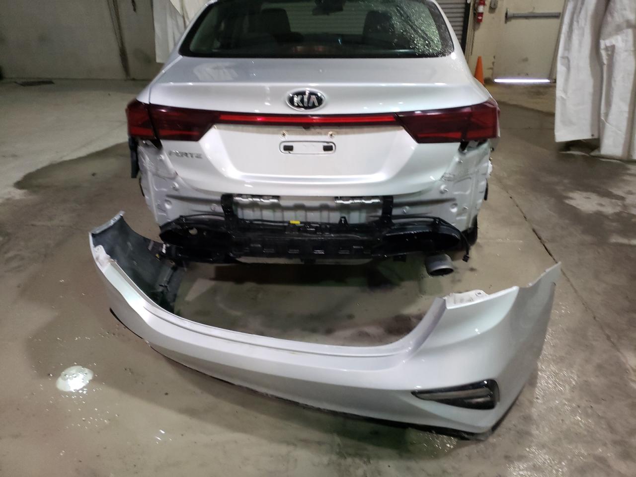 Photo 9 from auction – 2019 KIA FORTE FE with VIN 3KPF24AD6KE103785