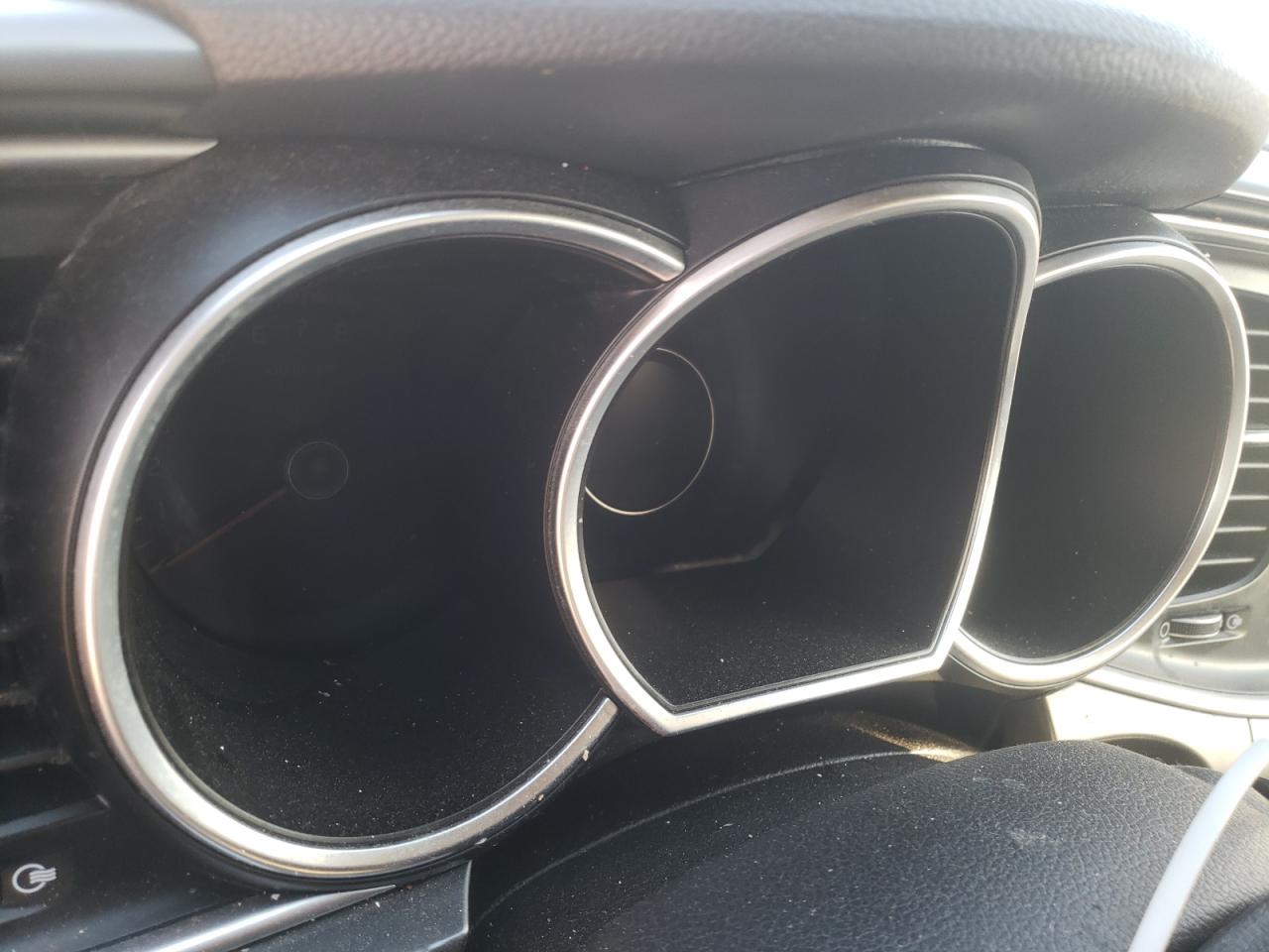 Photo 8 from auction – 2015 KIA OPTIMA LX with VIN 5XXGM4A75FG465595