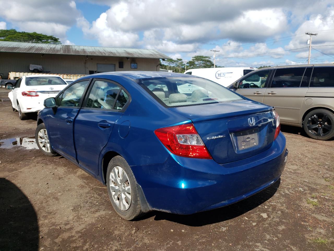 Photo 3 from auction – 2012 HONDA CIVIC LX with VIN 2HGFB2F53CH542441