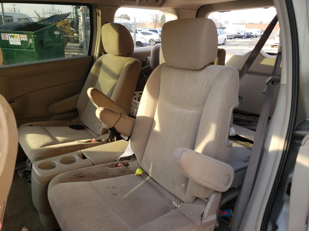 Photo 6 from auction – 2015 NISSAN QUEST S with VIN JN8AE2KP7F9127588