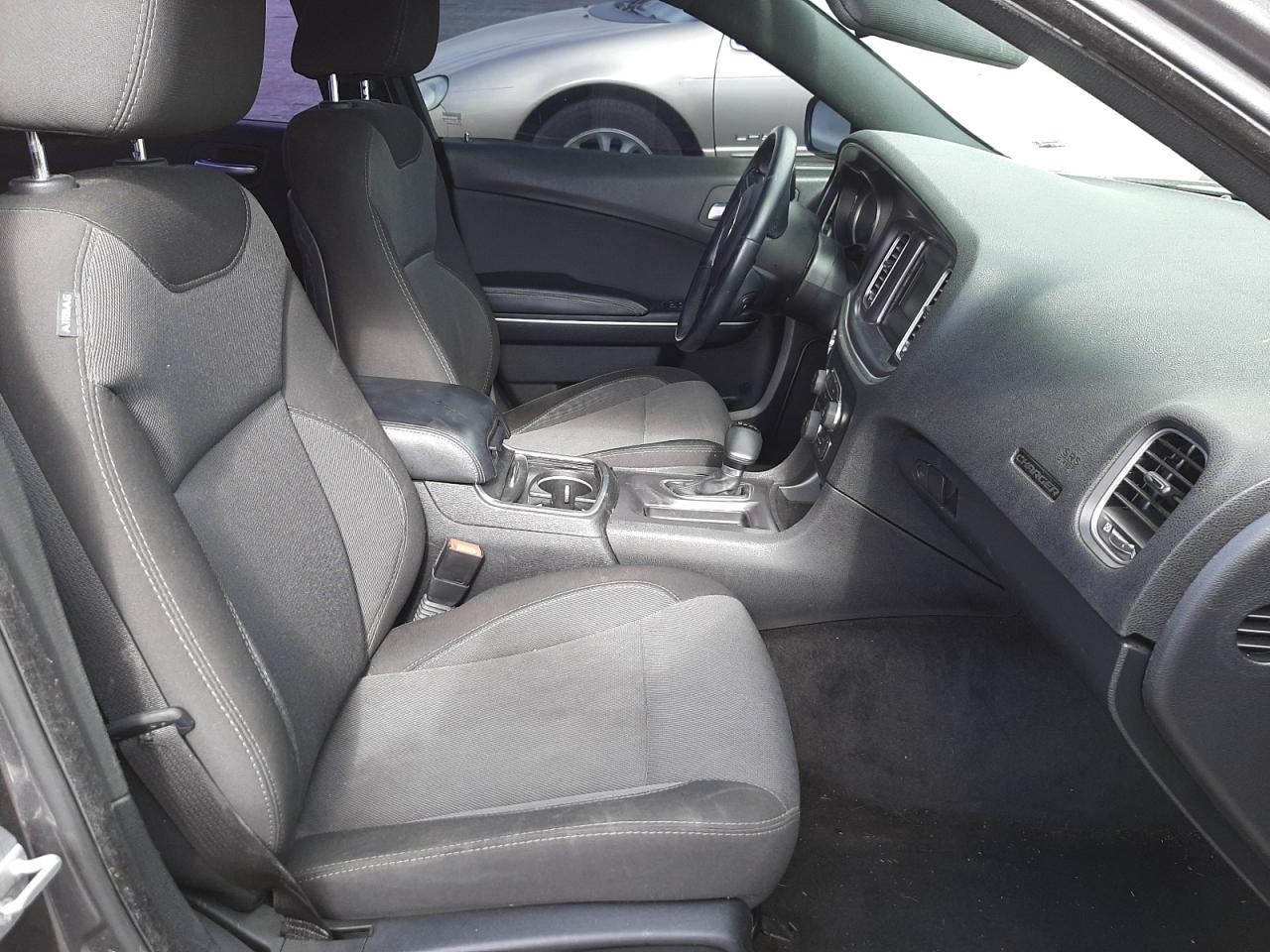 Photo 18 from auction – 2015 DODGE CHARGER SE with VIN 2C3CDXBG7FH919149
