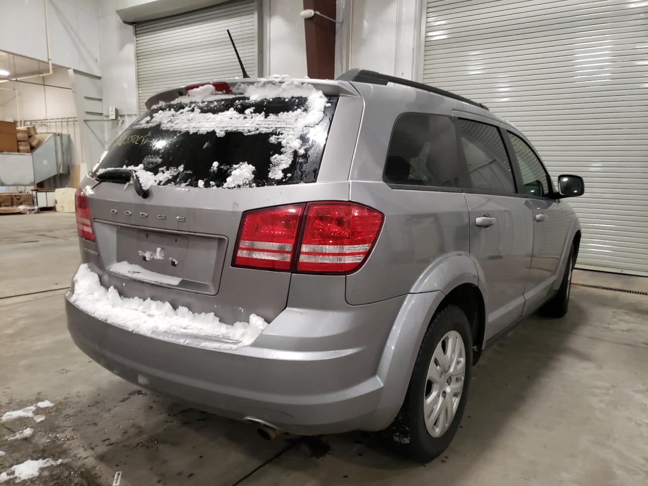Photo 4 from auction – 2017 DODGE JOURNEY SE with VIN 3C4PDCABXHT581428