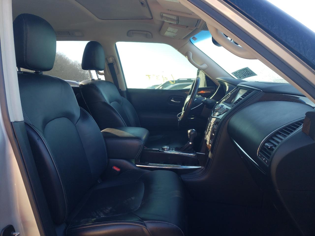 Photo 5 from auction – 2017 INFINITI QX80 BASE with VIN JN8AZ2NE7H9155229