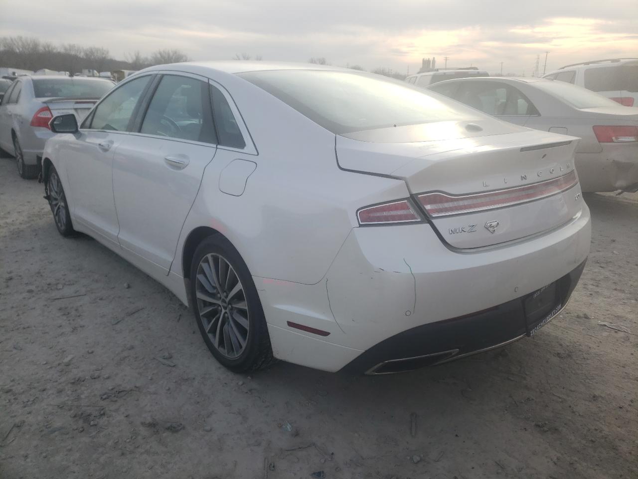 Photo 3 from auction – 2017 LINCOLN MKZ SELECT with VIN 3LN6L5C99HR600791