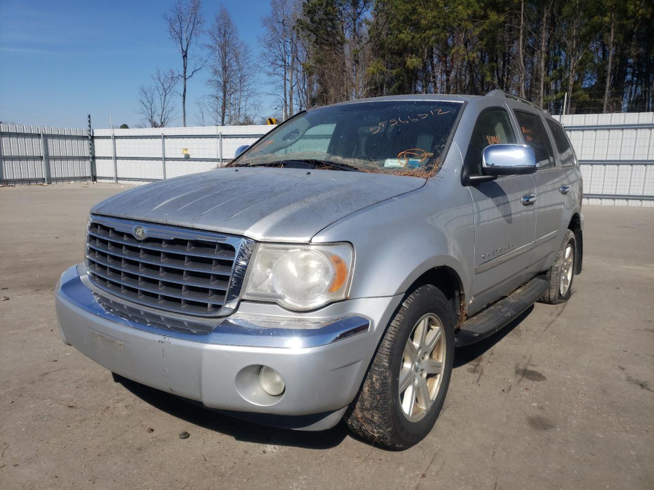 Photo 2 from auction – 2007 CHRYSLER ASPEN LIMI with VIN 1A8HW58217F504982