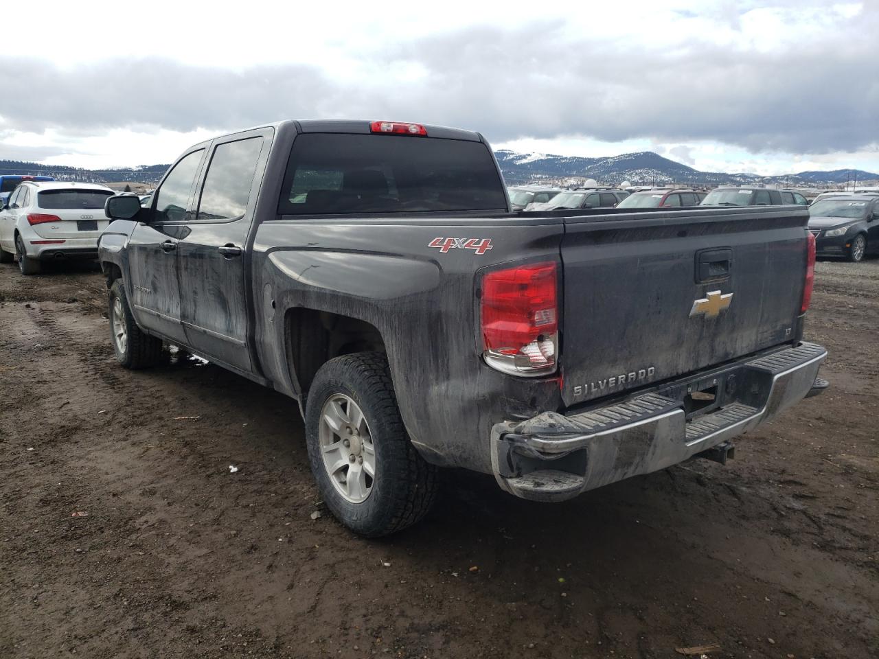 Photo 3 from auction – 2015 CHEVROLET SILVERADO with VIN 3GCUKREC0FG219922