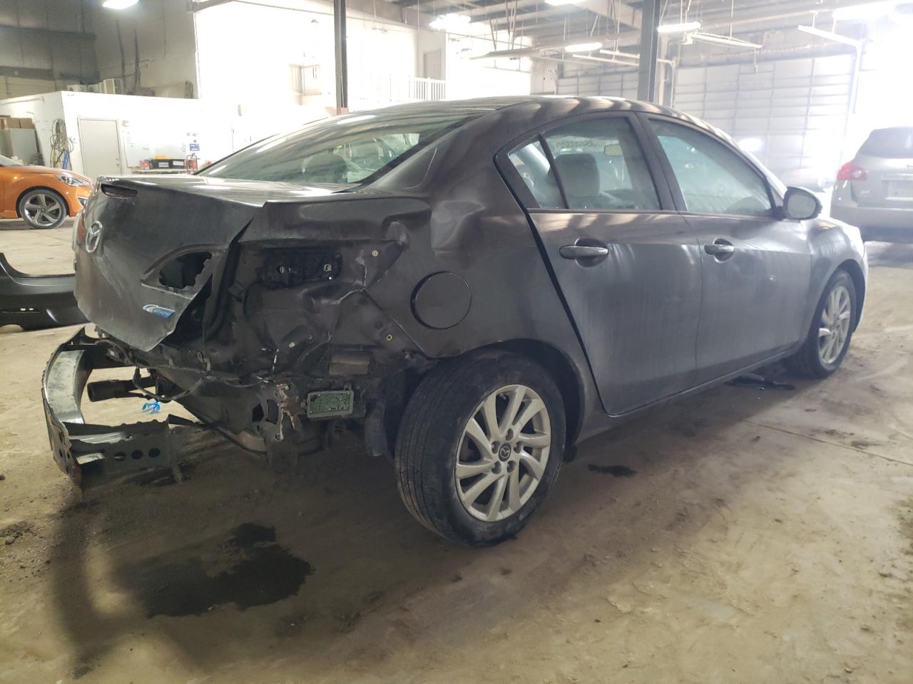 Photo 4 from auction – 2013 MAZDA 3 I with VIN JM1BL1V7XD1751490