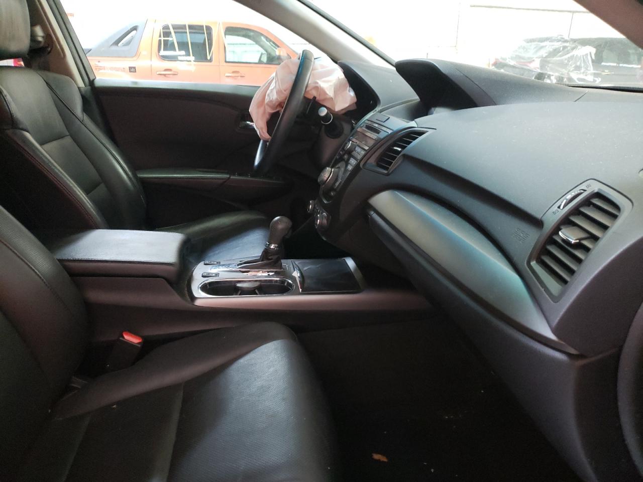 Photo 5 from auction – 2015 ACURA RDX TECHNO with VIN 5J8TB4H5XFL029562