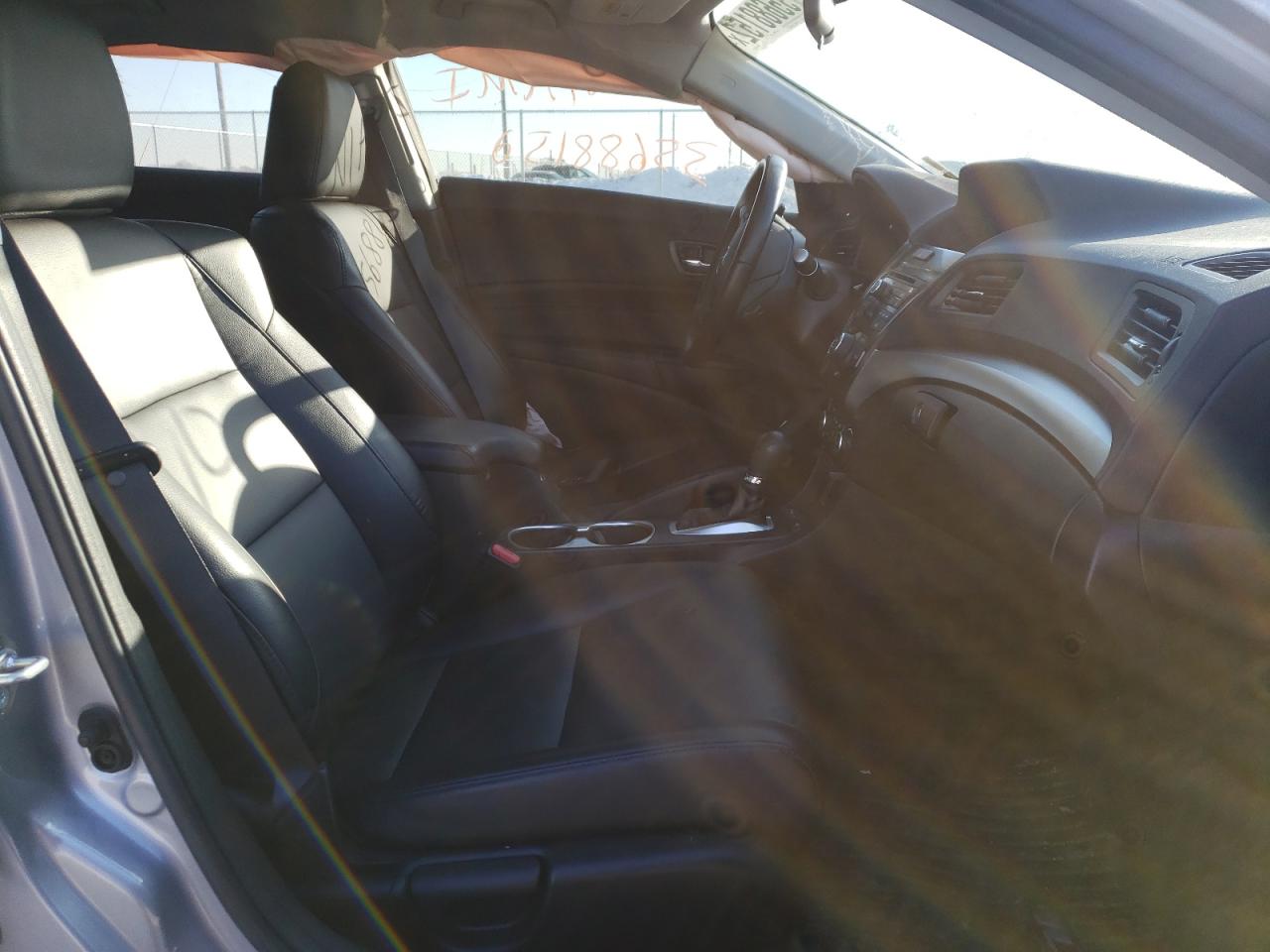 Photo 5 from auction – 2018 ACURA ILX BASE W with VIN 19UDE2F36JA005233