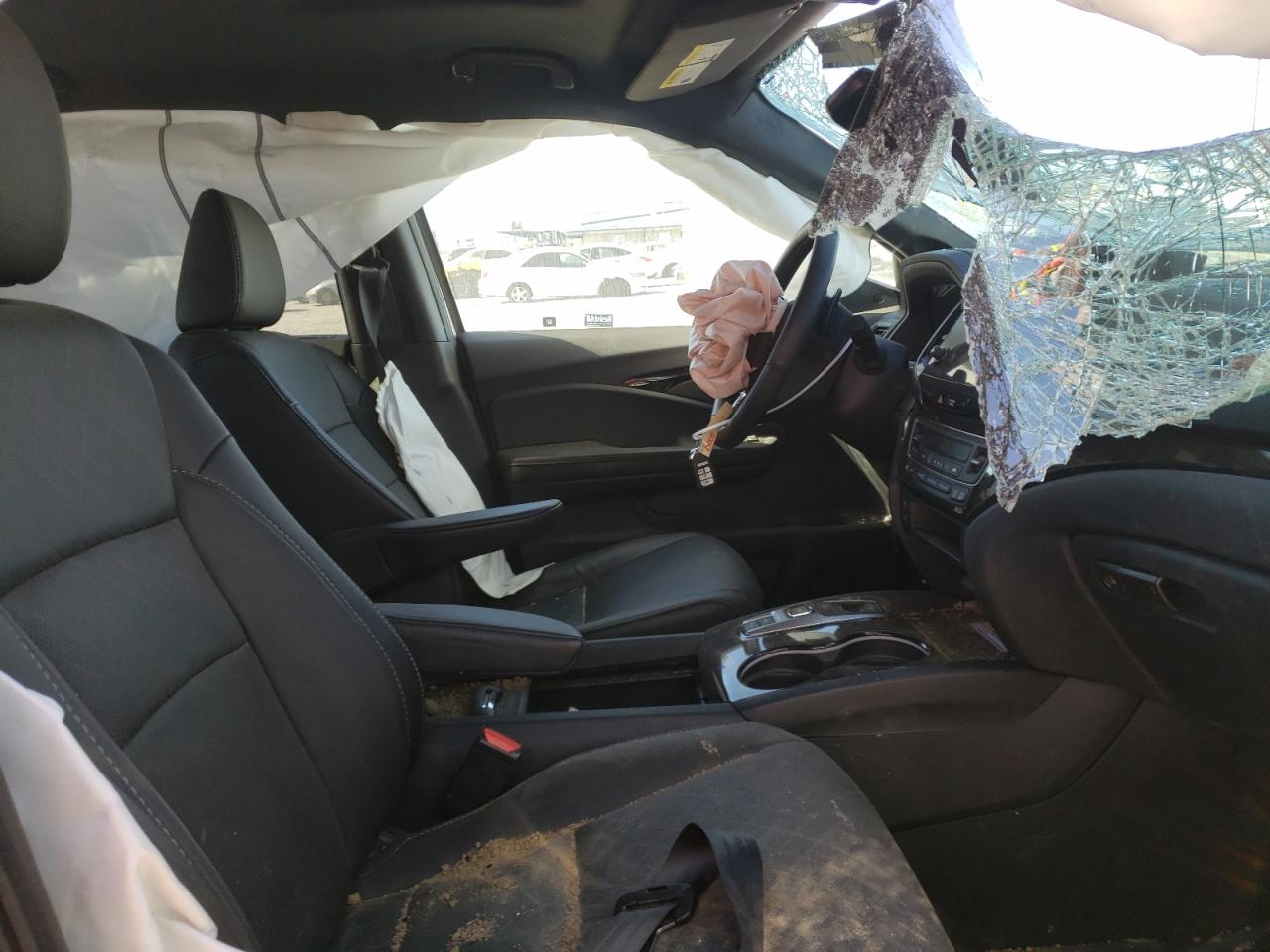 Photo 5 from auction – 2020 HONDA PASSPORT E with VIN 5FNYF8H04LB014087