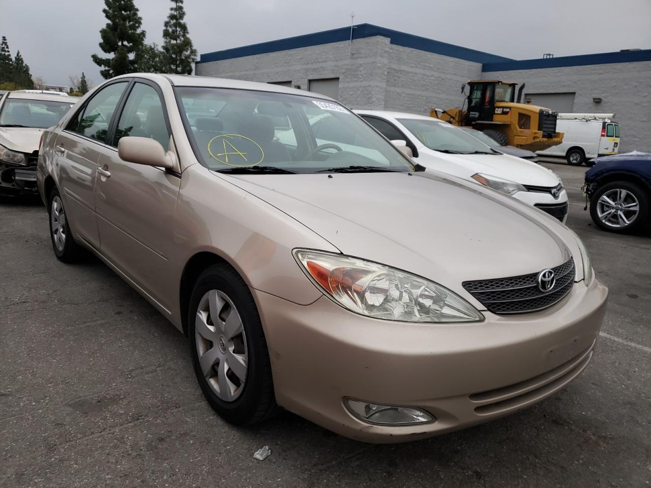 Photo 1 from auction – 2004 TOYOTA CAMRY LE with VIN 4T1BE32K34U853948