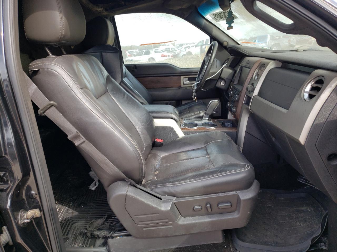 Photo 5 from auction – 2013 FORD F150 SUPER with VIN 1FTFW1EF8DKE44118