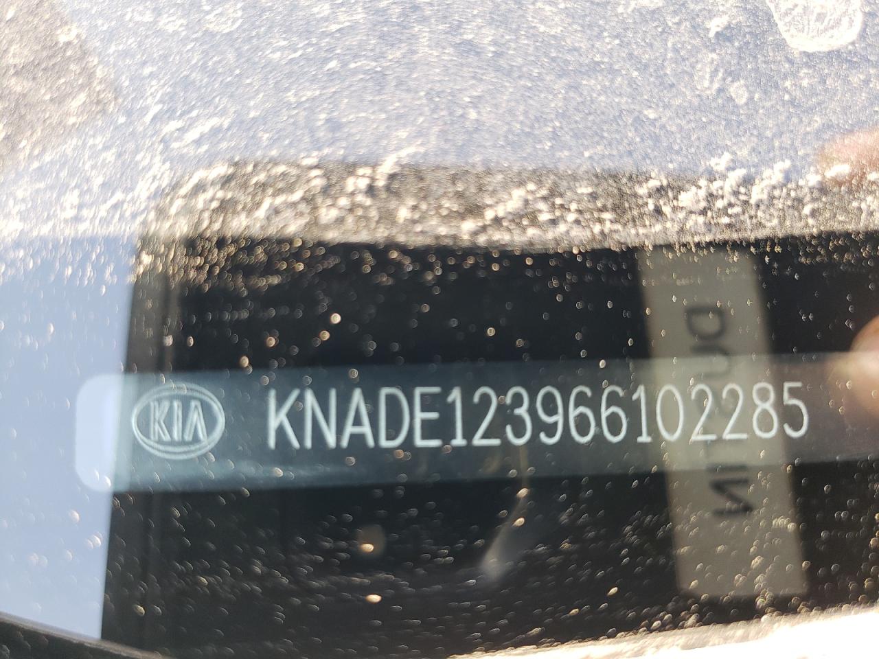Photo 10 from auction – 2006 KIA RIO with VIN KNADE123966102285