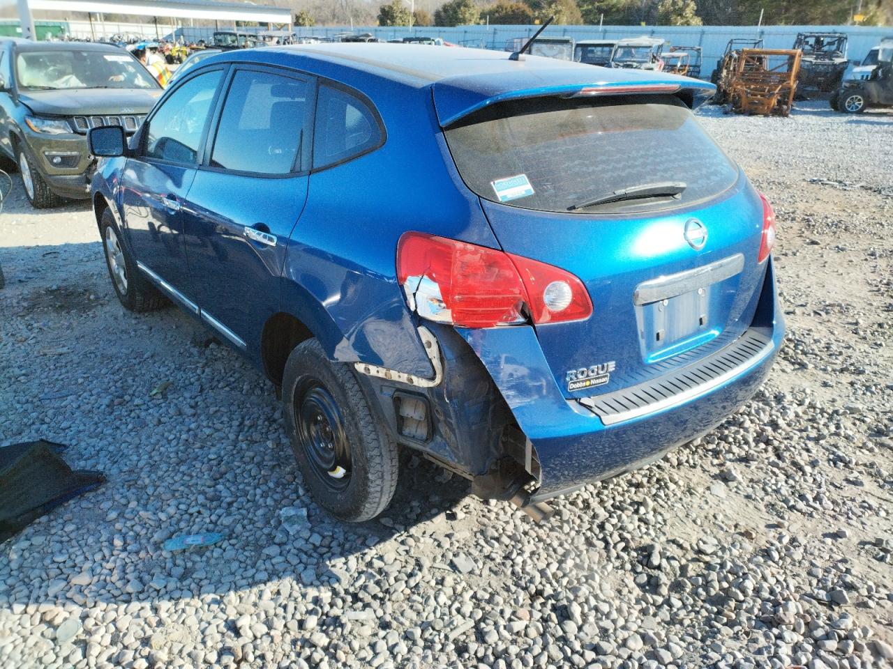 Photo 3 from auction – 2011 NISSAN ROGUE S with VIN JN8AS5MT3BW188212