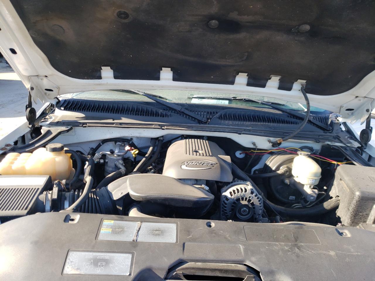 Photo 7 from auction – 2005 GMC NEW SIERRA with VIN 2GTEK13TX51194334