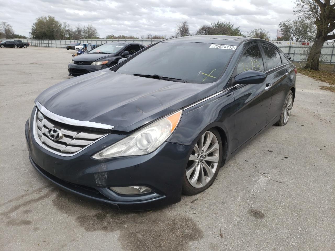 Photo 2 from auction – 2013 HYUNDAI SONATA SE with VIN 5NPEC4AC2DH578347