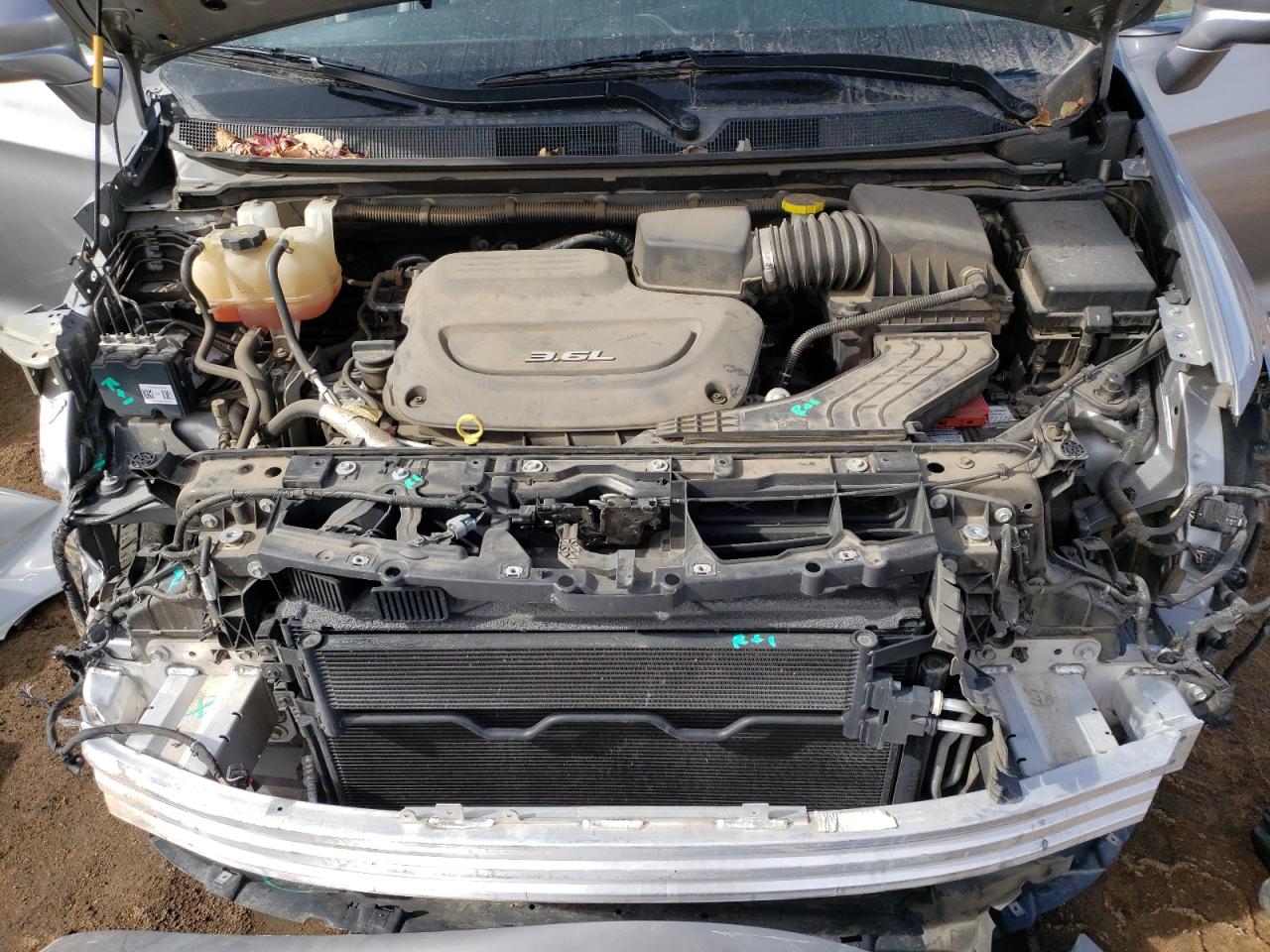 Photo 7 from auction – 2017 CHRYSLER PACIFICA T with VIN 2C4RC1BG5HR787818