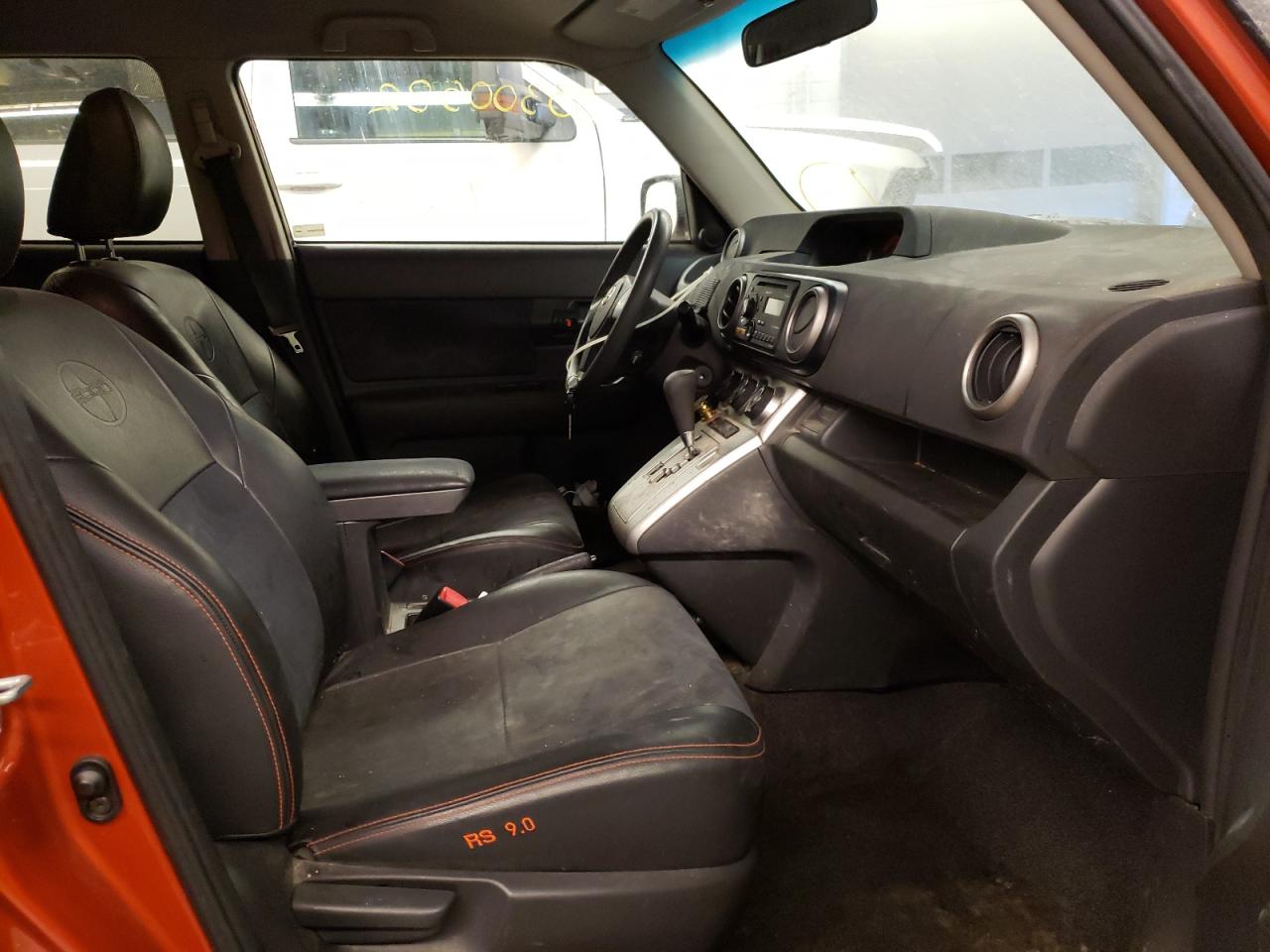 Photo 5 from auction – 2012 TOYOTA SCION XB with VIN JTLZE4FE4CJ008205