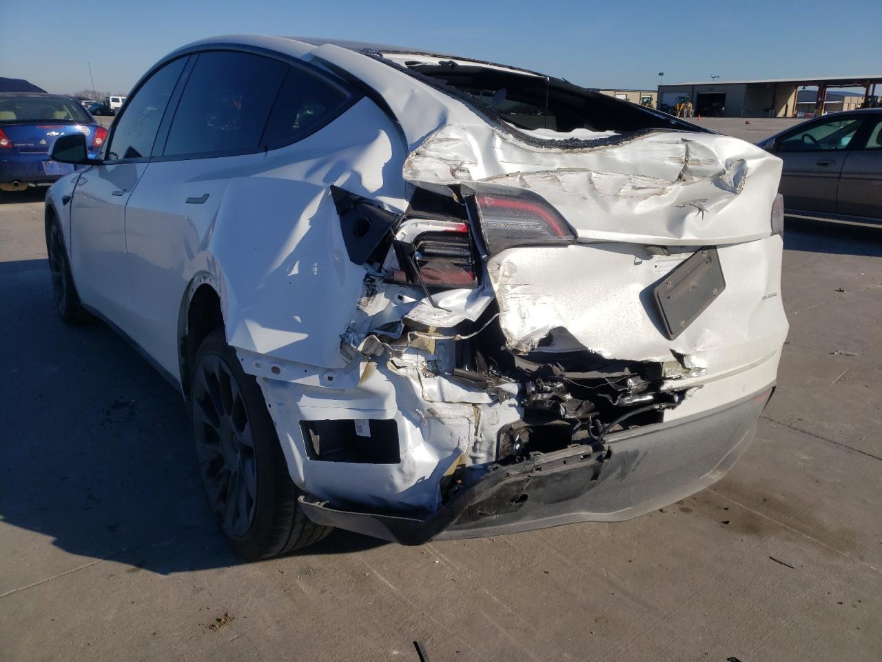 Photo 3 from auction – 2021 TESLA MODEL Y with VIN 5YJYGDEE5MF084267