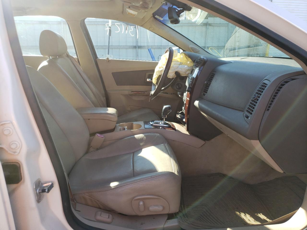 Photo 5 from auction – 2007 CADILLAC CTS HI FEA with VIN 1G6DP577670100226