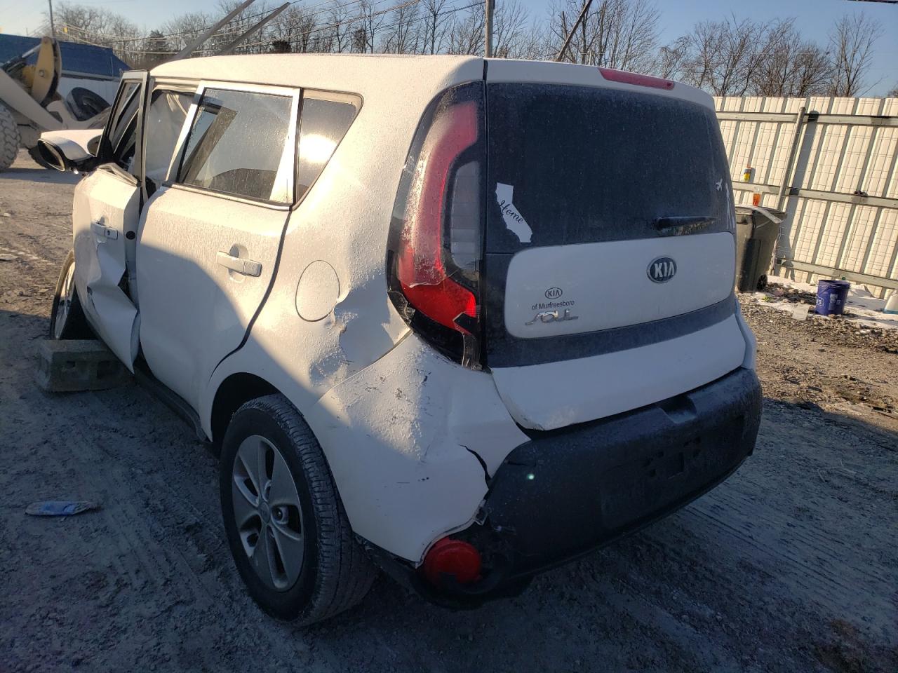 Photo 3 from auction – 2015 KIA SOUL with VIN KNDJN2A2XF7213765