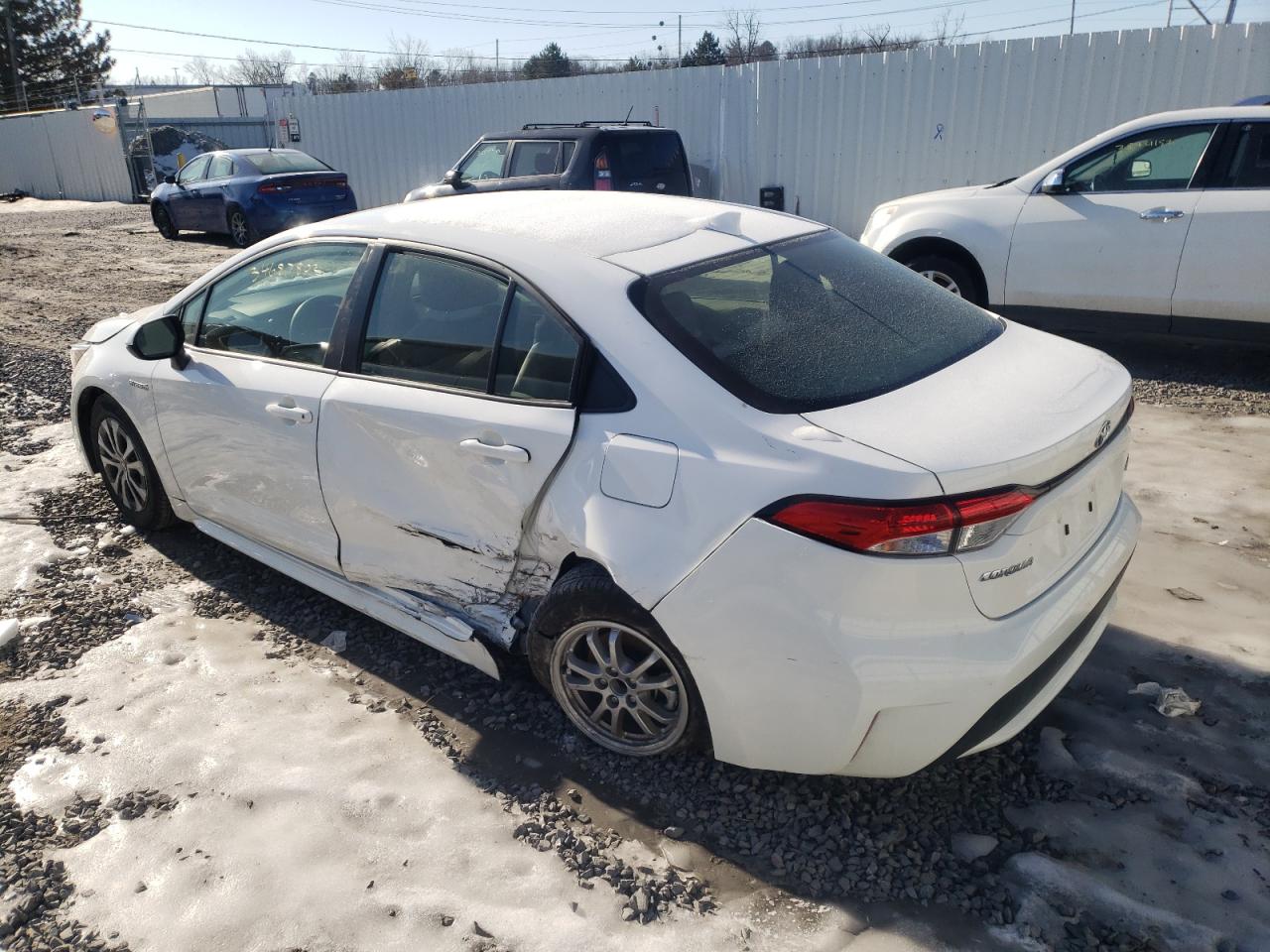 Photo 3 from auction – 2021 TOYOTA COROLLA LE with VIN JTDEAMDE0MJ003898