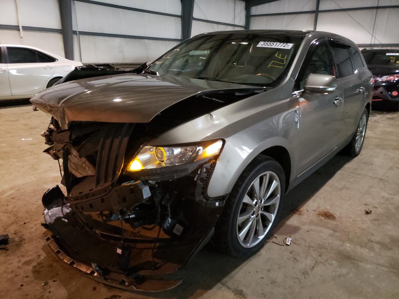 Photo 2 from auction – 2012 LINCOLN MKT with VIN 2LMHJ5AT9CBL54866