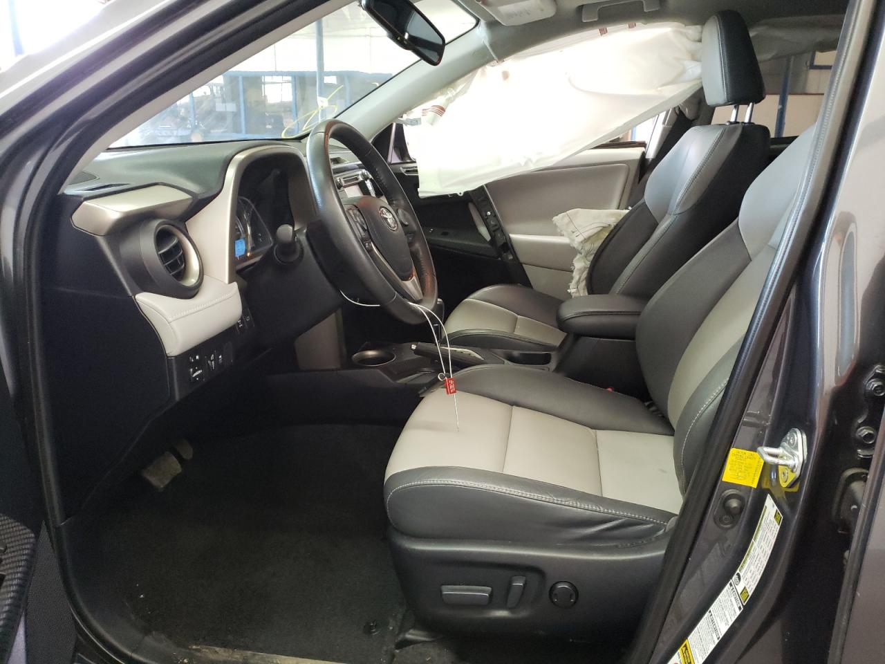 Photo 5 from auction – 2013 TOYOTA RAV4 LIMIT with VIN 2T3DFREV4DW068716