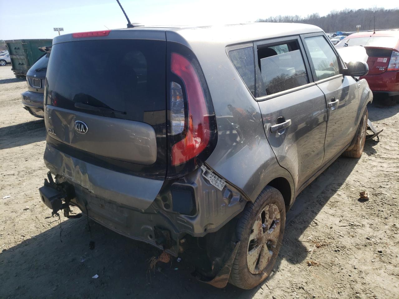 Photo 4 from auction – 2016 KIA SOUL with VIN KNDJN2A22G7259575